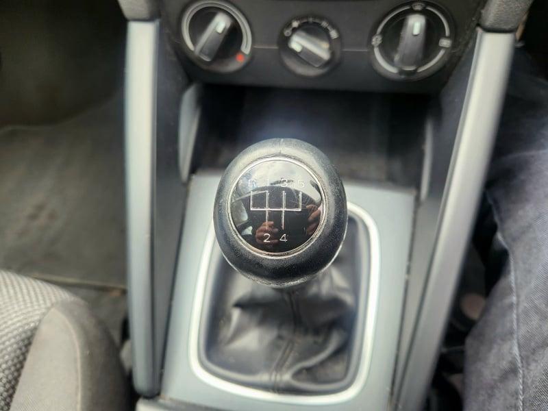 The gearstick knob of an Audi A3