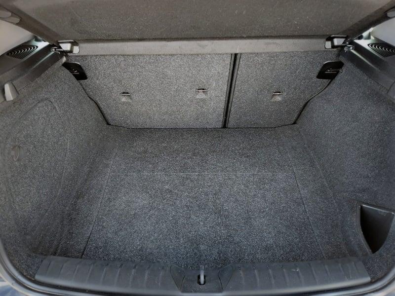 The boot of a BMW 1 Series 116i Sport from behind