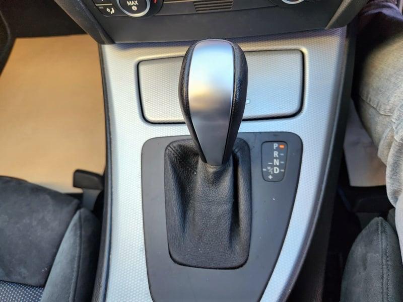 The gear stick of a BMW 3 Series 320d M Sport