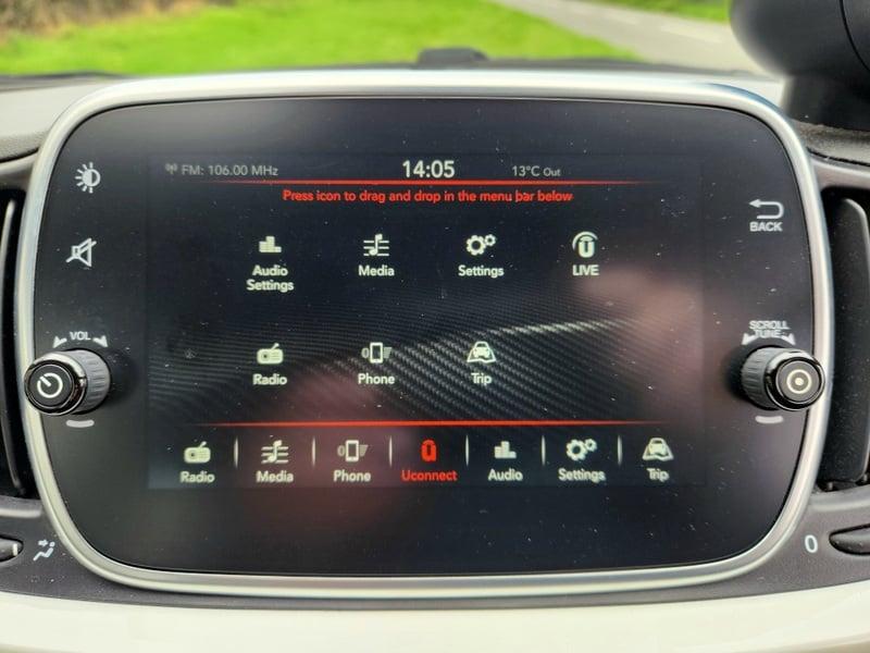 The top menu display of a Fiat Abarth 1.4.