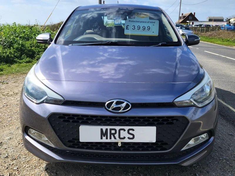 A Mystic Blue Metallic Hyundai i20 viewed from the front