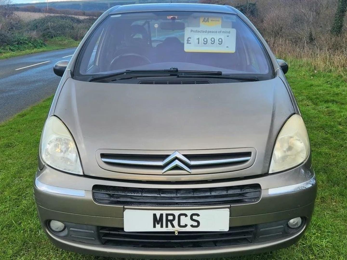 Thumbnail image missing